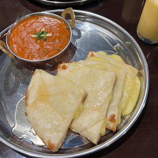 野菜カレー 激辛 ハニーチーズナン