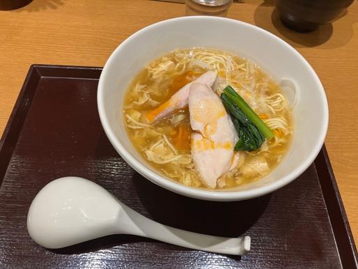 酸辣湯麺 ひなた