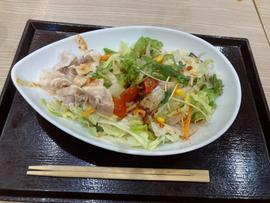 ごまだれサラダうどん ピリ辛