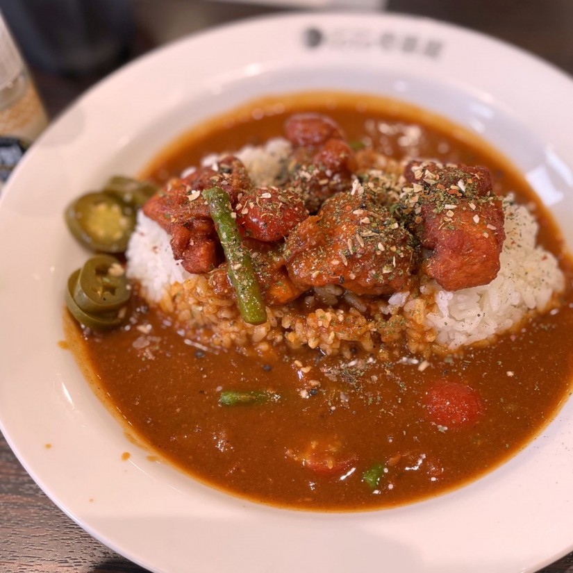チキンとトマトのホットスパイスカレー 7辛