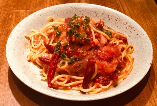 ベーコンアラビアータ 激辛 　 2辛