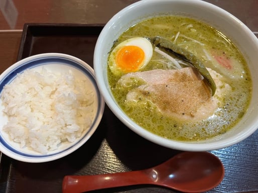 青南蛮塩ラーメン 中辛