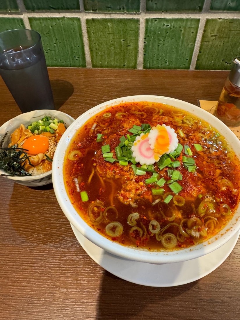 激辛鶏台湾ラーメン