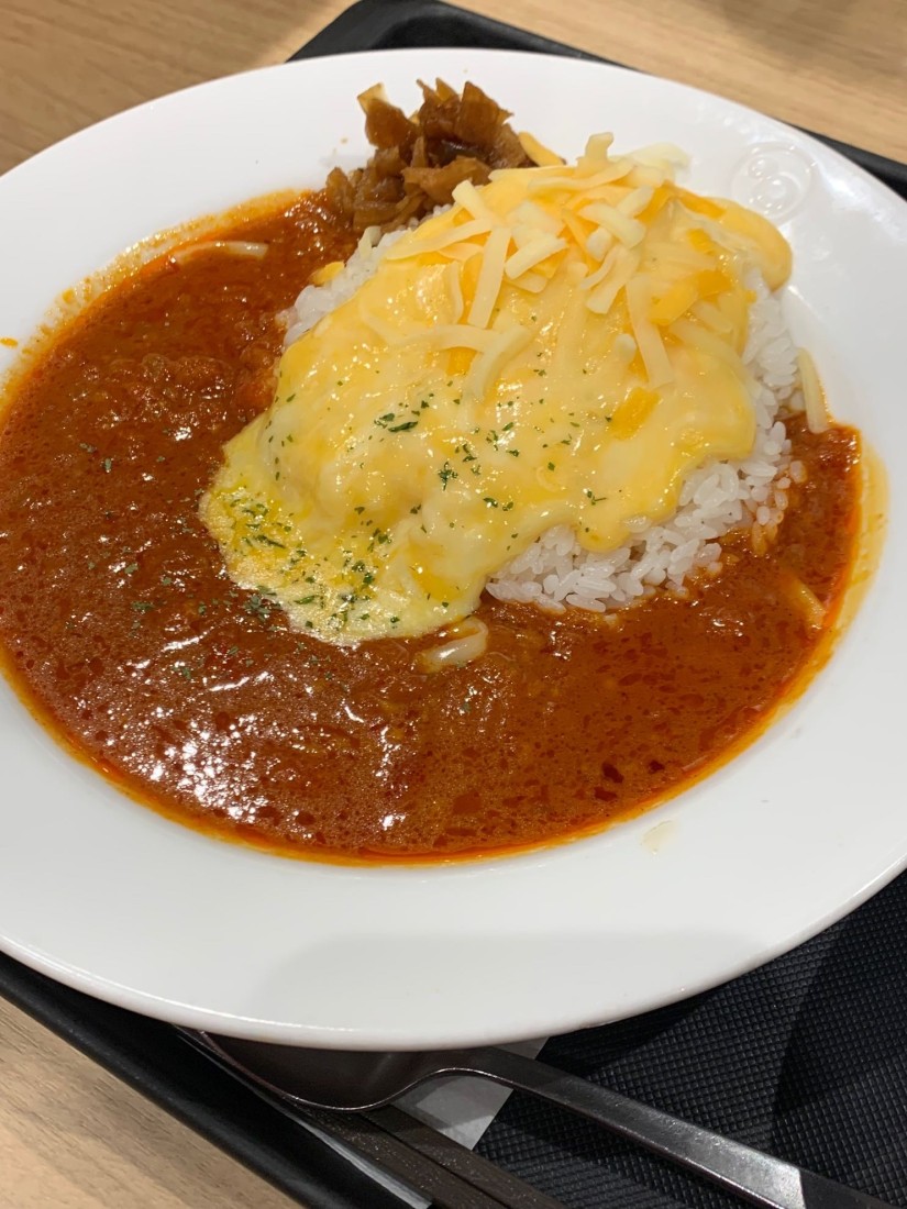 たっぷりチーズのトマトカレー