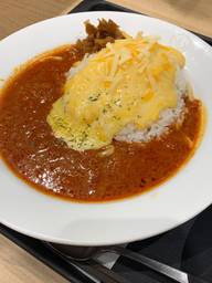 たっぷりチーズのトマトカレー