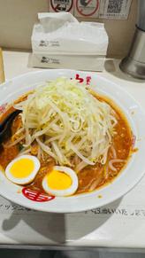 胡麻極辛 8辛3倍超シビ　麺・野菜大盛り