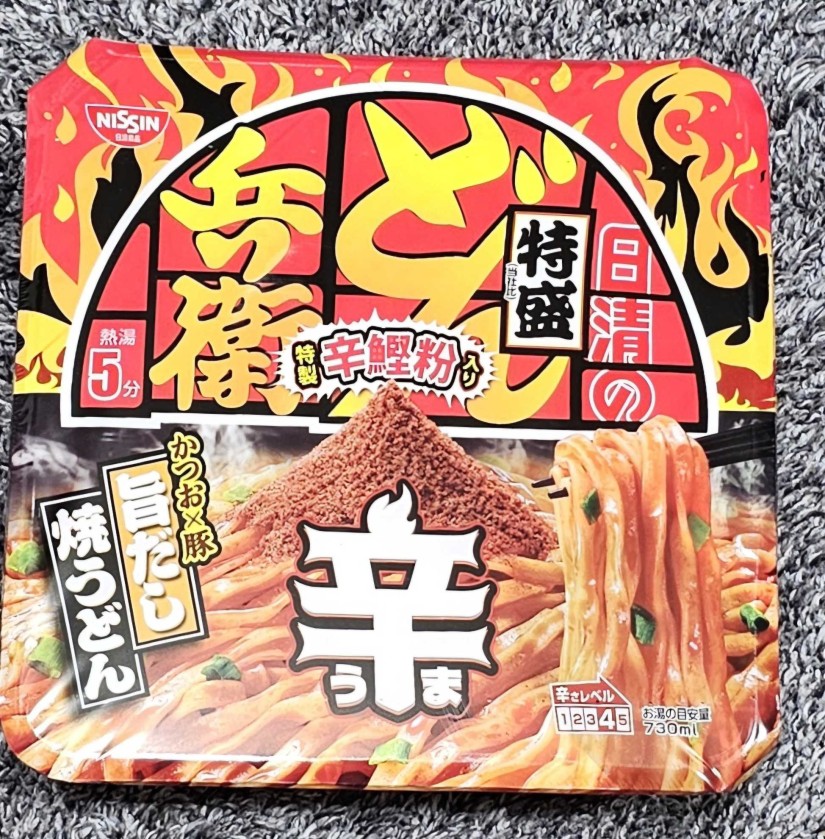 辛どん兵衛 旨だし 焼きうどん 辛さレベル4