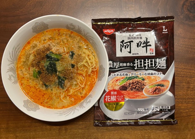 阿吽監修  濃厚胡麻香る担担麺