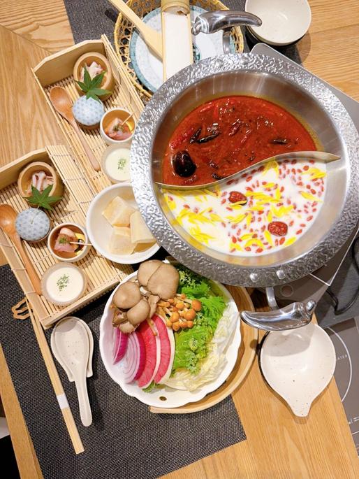 免疫力アップ薬膳鍋コース 3辛