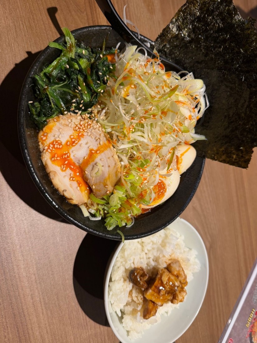 紅鶴ラーメン