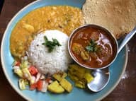 牡蠣カレー+豆とねぎのカレー 出来る限り辛く