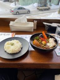 自家製角煮カレー＋チーズ唐揚げ 10辛