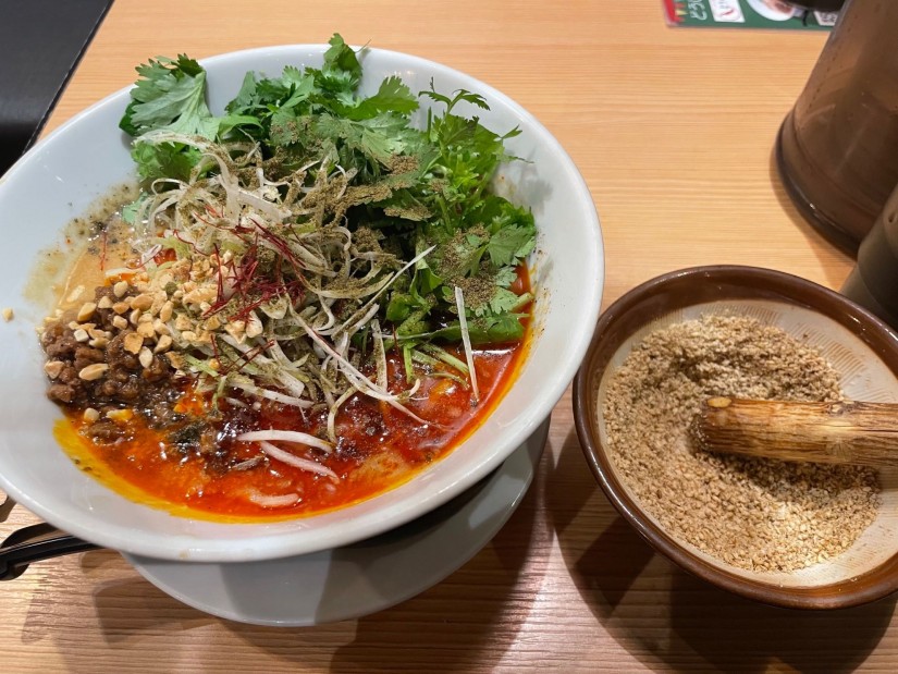 ぱくちー四川坦々麺 3辛3痺