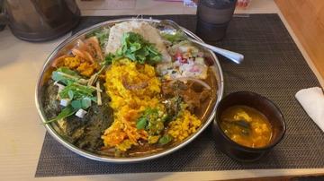 るっこらのサグチキンカレー