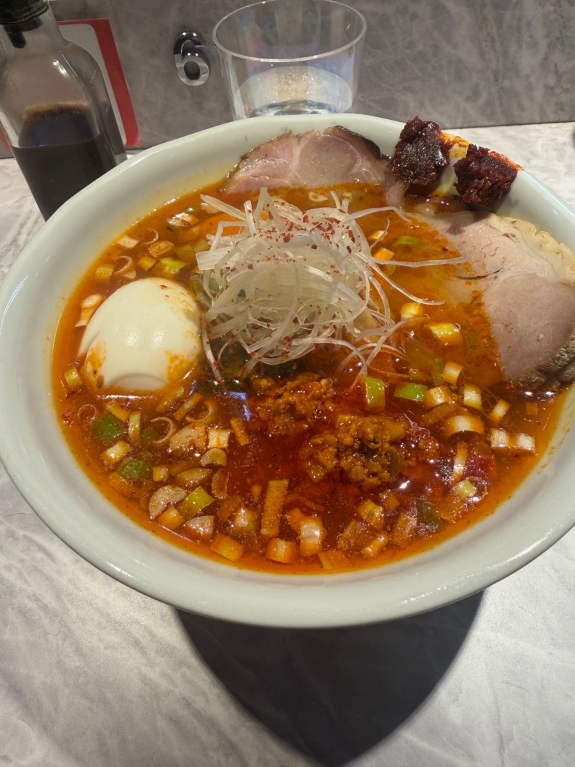 辛い塩ラーメン 激辛