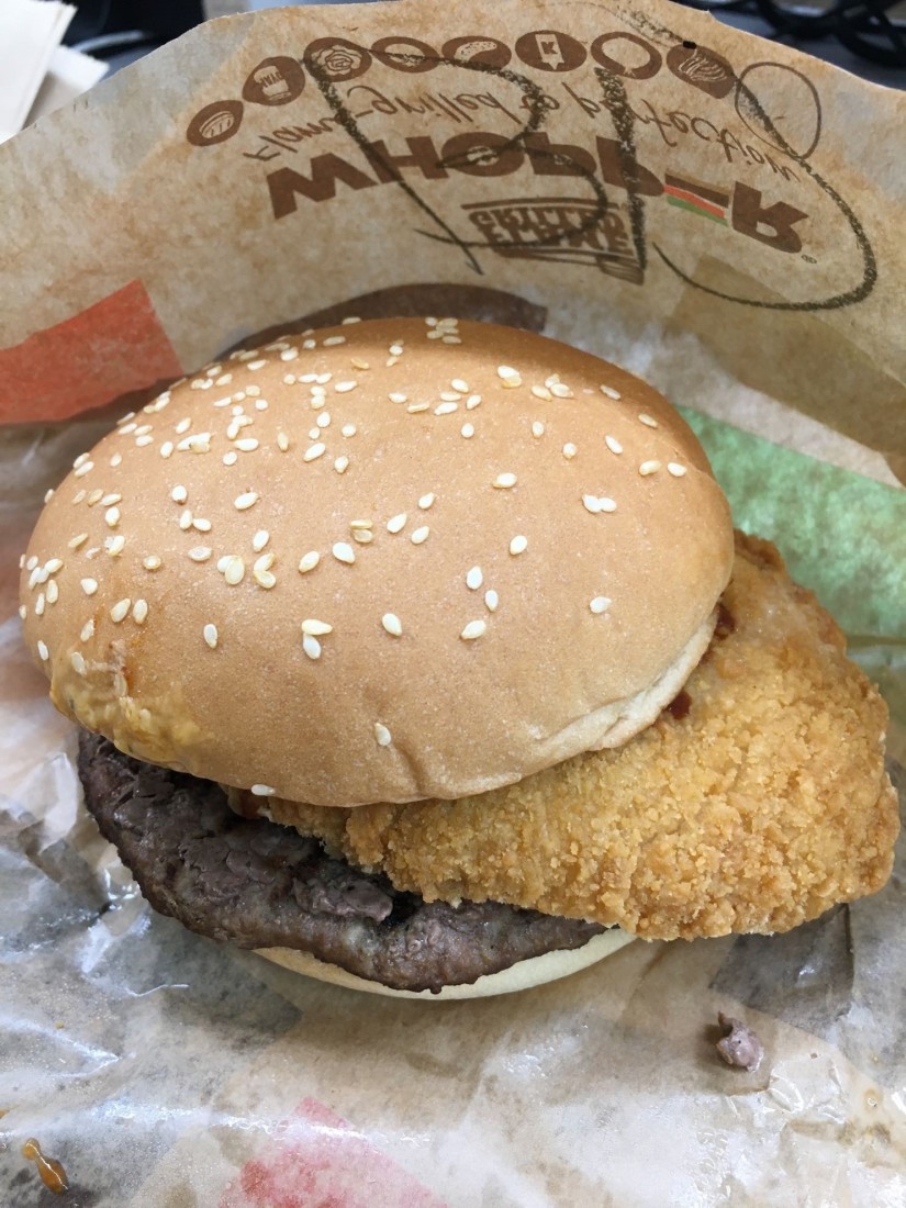 ブッチャー・ダブルミートBBQチーズバーガー 旨辛