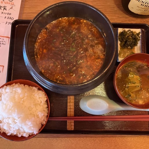 マグマ麻婆豆腐定食 激辛