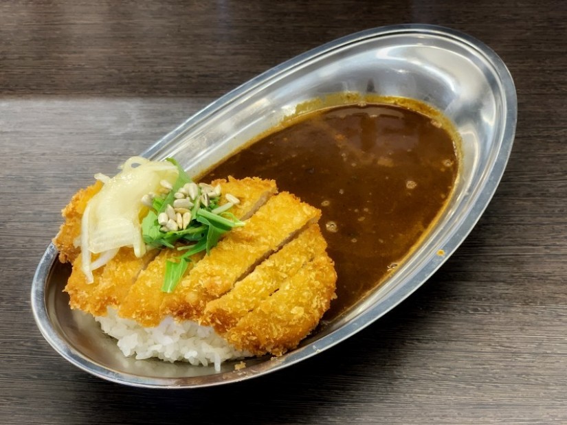濃厚スパイスカツカレー