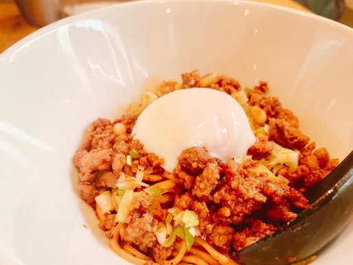 激辛汁なし坦々麺 激辛
