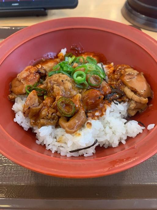 麻辣やきとり丼