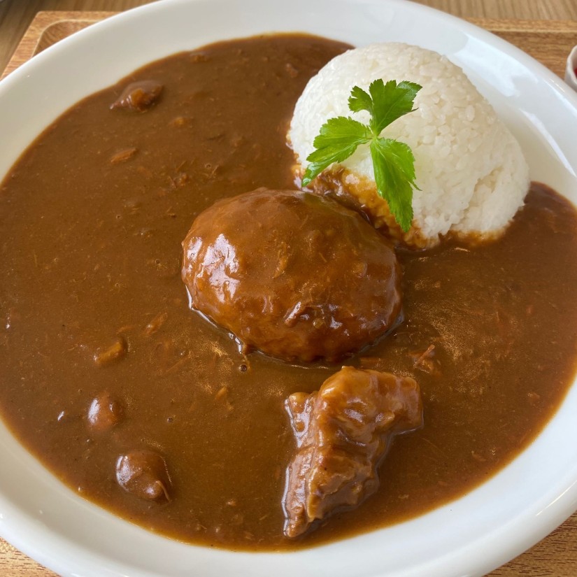 無添加ハンバーグカレー