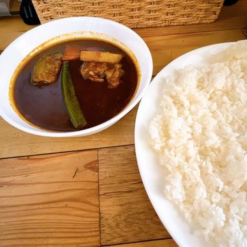 黒のべっぴんカシミールカレー 6辛