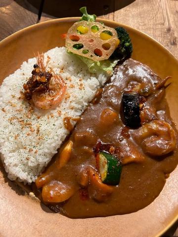 浜煮込みカレー 8辛
