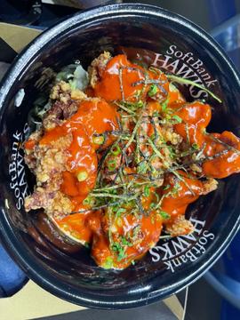 板東投手のヤンニョムチキンマヨから丼
