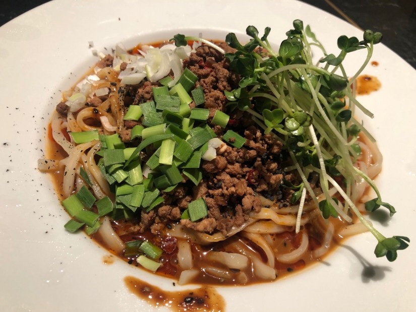 冷やし黒胡麻坦々麺