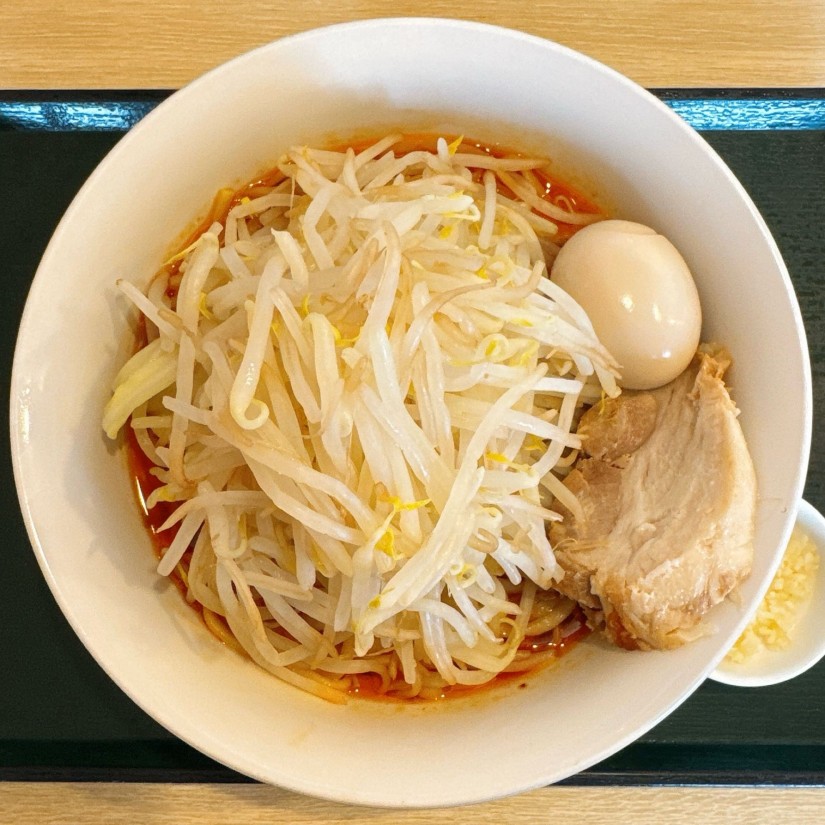 味玉赤ラーメン