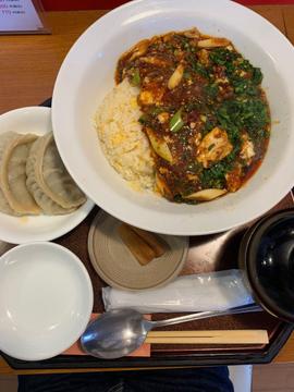 麻婆豆腐かけ炒飯 激辛