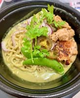 グリーンカレーのませそば