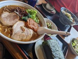 辛みそラーメン大盛り