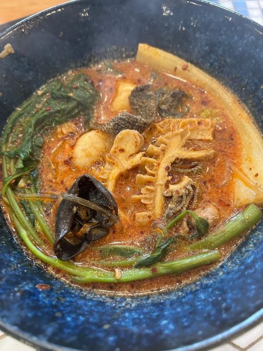 麻辣湯 6辛2痺れ