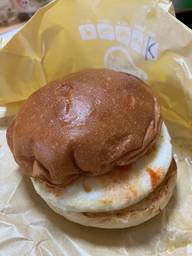 半熟月見　旨辛絶品チーズバーガー 旨辛