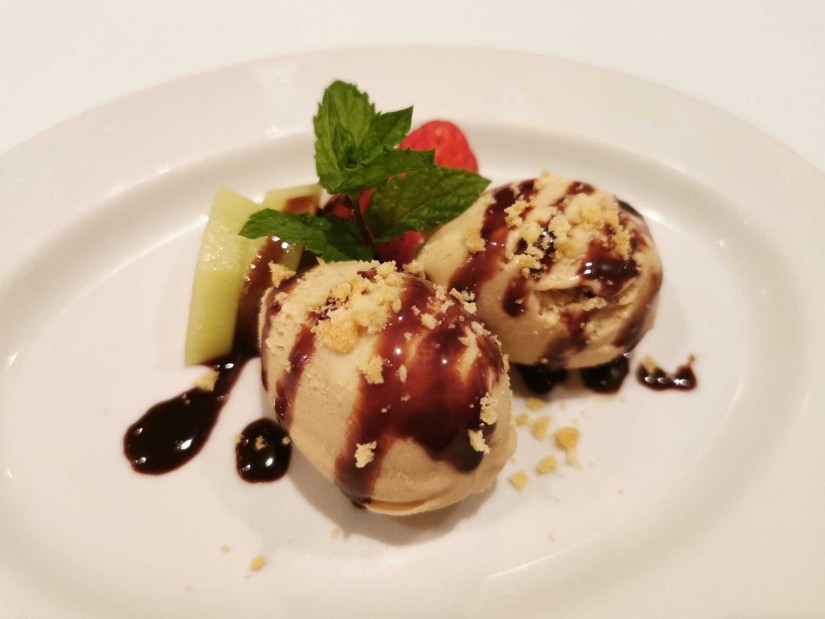 ヘーゼルナッツの辛～いジェラート