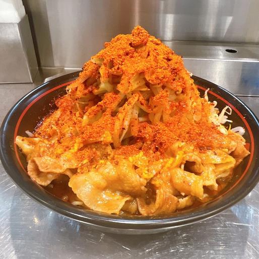 鬼紅ラーメン ドカ盛･野菜 辛さ増し