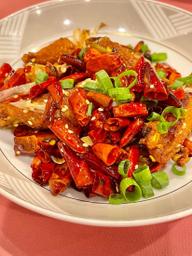 辣子鶏(四川風鶏手羽の唐揚げ 唐辛子炒め)