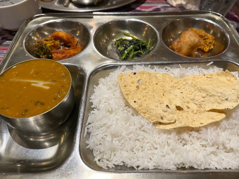 ダルバートセット 4