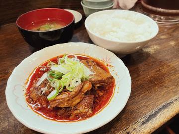 旨辛牛すじ煮込