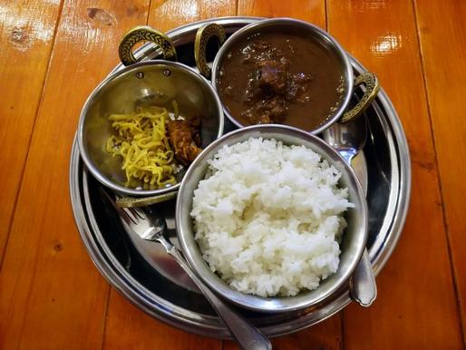 ヒマラヤンセット(チキンカレー)