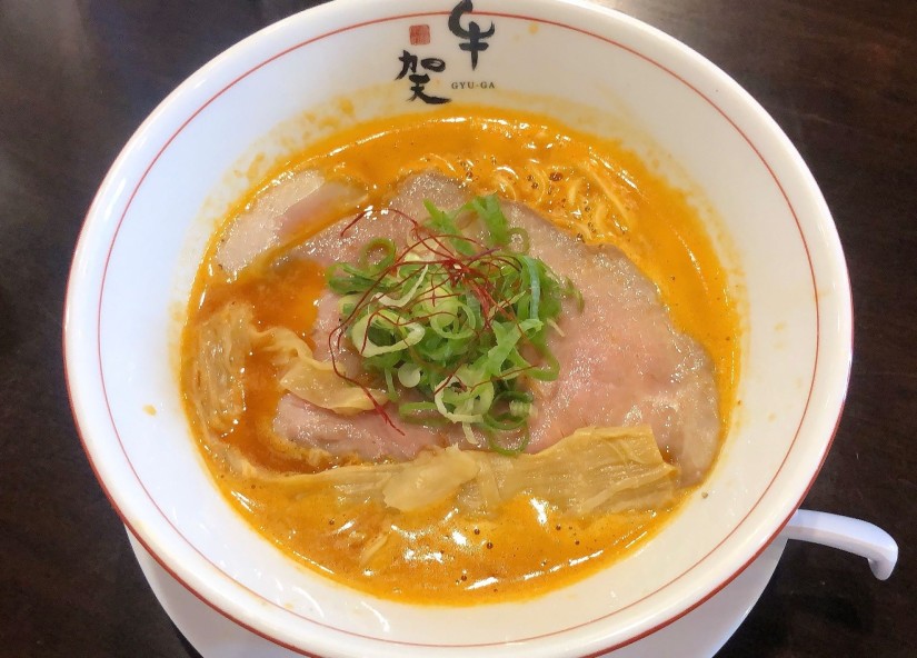 牛骨赤辛ラーメン