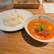 タイ風スパイシーソーセージと3種のキノコとトマトのカリー 激辛