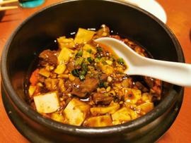 ラム肉入り麻婆豆腐