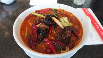牛バラ麻棘麺