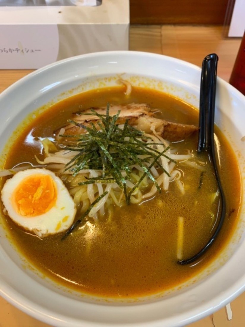 炙り焼豚カレーラーメン 普辛