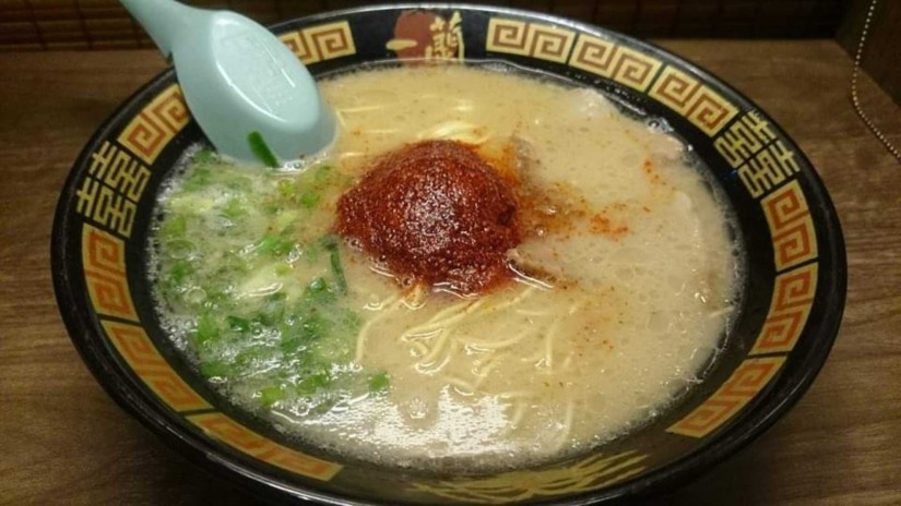 天然とんこつラーメン 20倍