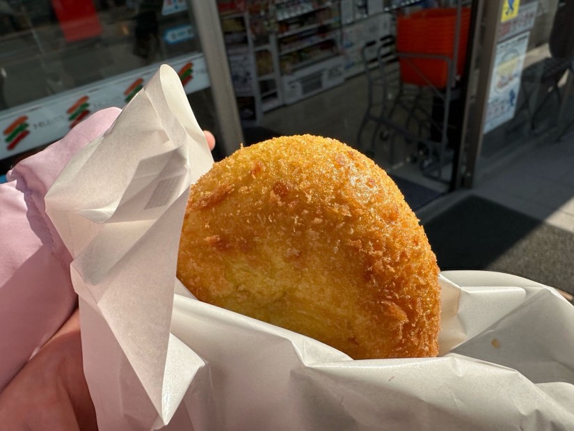 魯珈監修スパイスチキンカレーパン