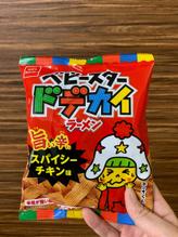 ベビースタードデカイラーメン旨い辛いスパイシーチキン味