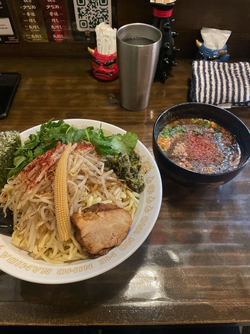 パクチーシビカラ味噌つけ麺 辛さ鬼増し 痺れ鬼増し